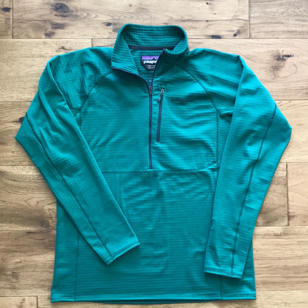 Patagonia Men’s R1 Flash Pullover Fleece